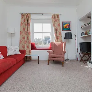  Apartment Charming City Centre Flat In United Kingdom